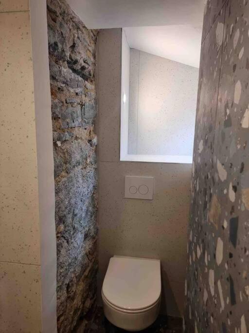 Appartement Au Coeur De La Ville 科尔特 外观 照片